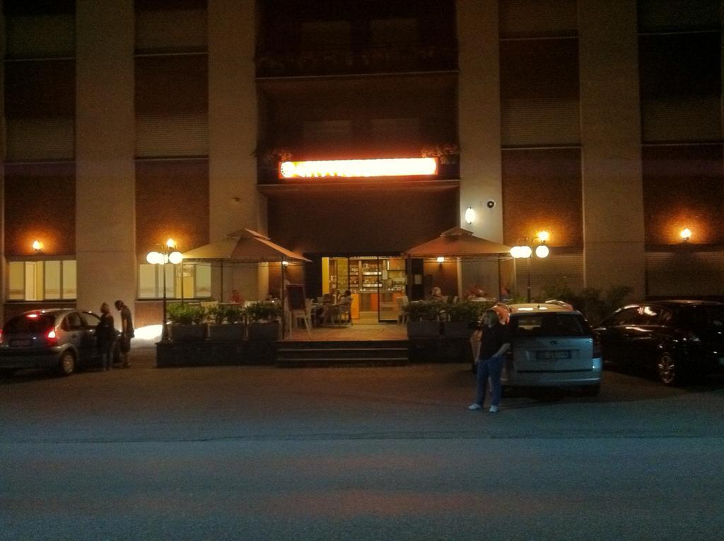 Hotel Cristallo 2*