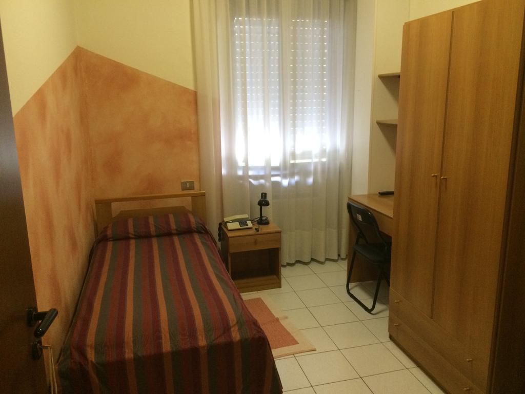 Hotel Cristallo 2*
